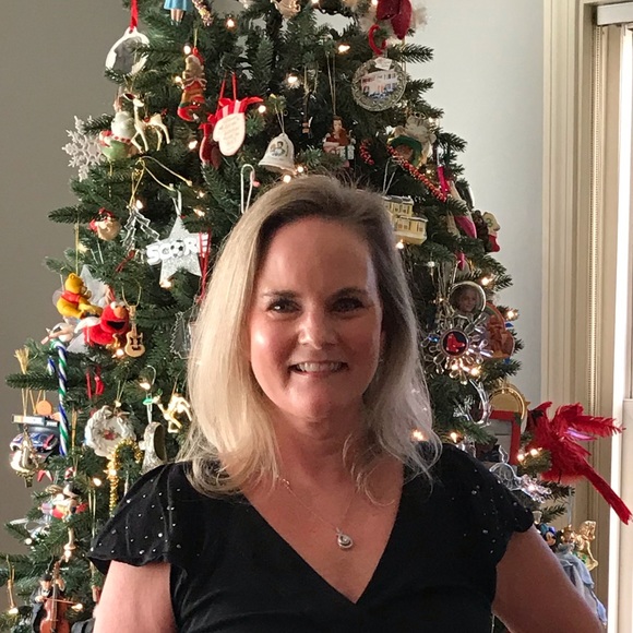 Meet your Posher, Vicky- Posh Ambassador - Picture 6 of 8